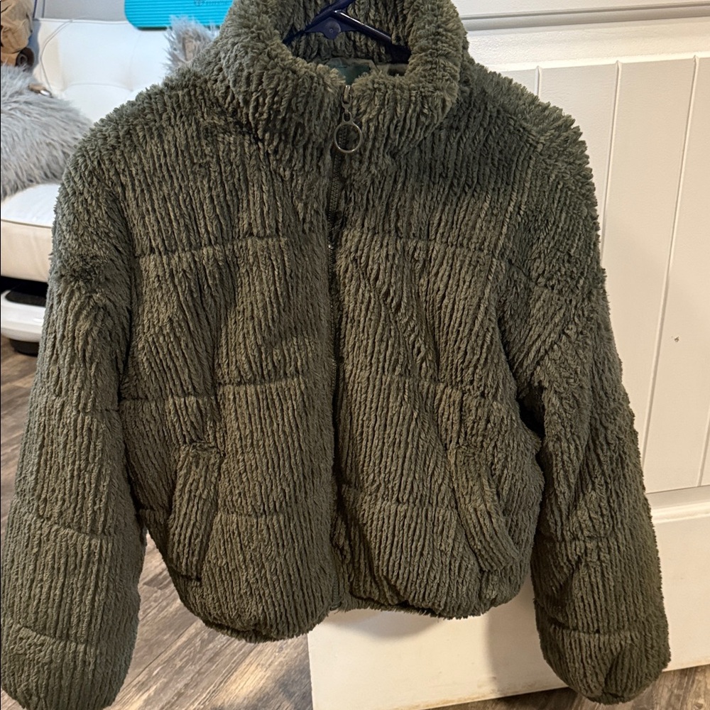 Wild Fable Textured Green Puffer Jacket